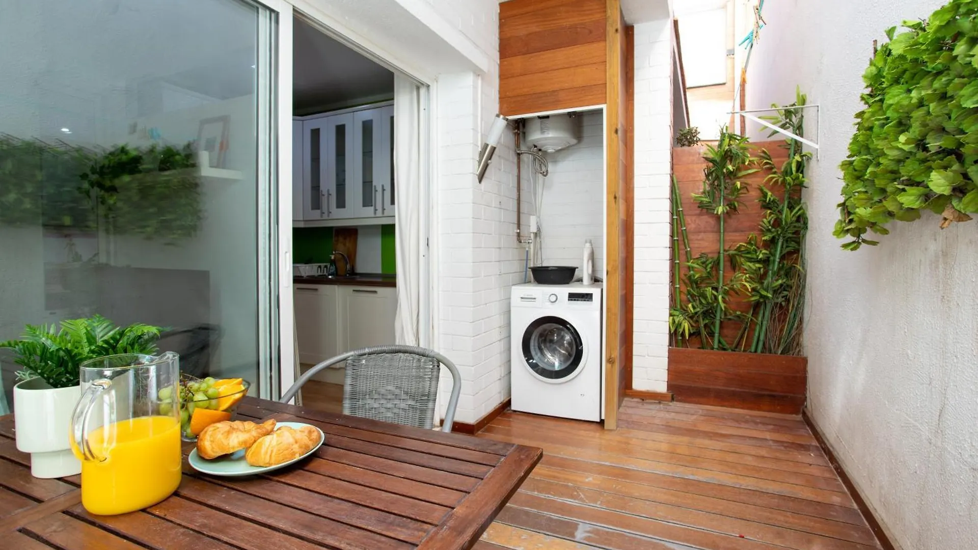 Cozy Exiample Getaway Apartments With Patio Barcelone Espagne